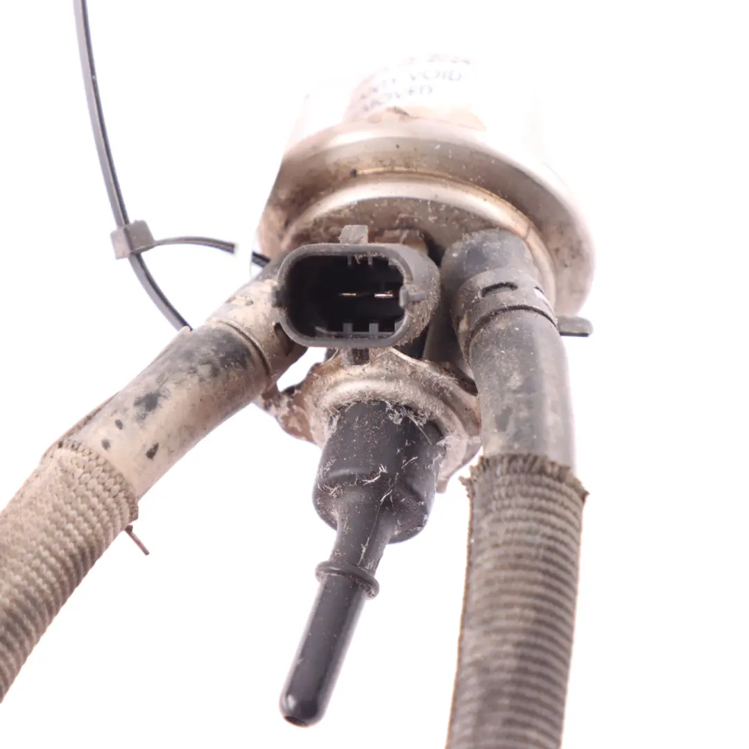 W253 Wtryskiwacz AdBlue do Mercedes W205 W238 o numerze A0004901113 Mercedes W205 W238 W253 Wtryskiwacz AdBlue - SKU A0004901113 - Numer Części A0004901113