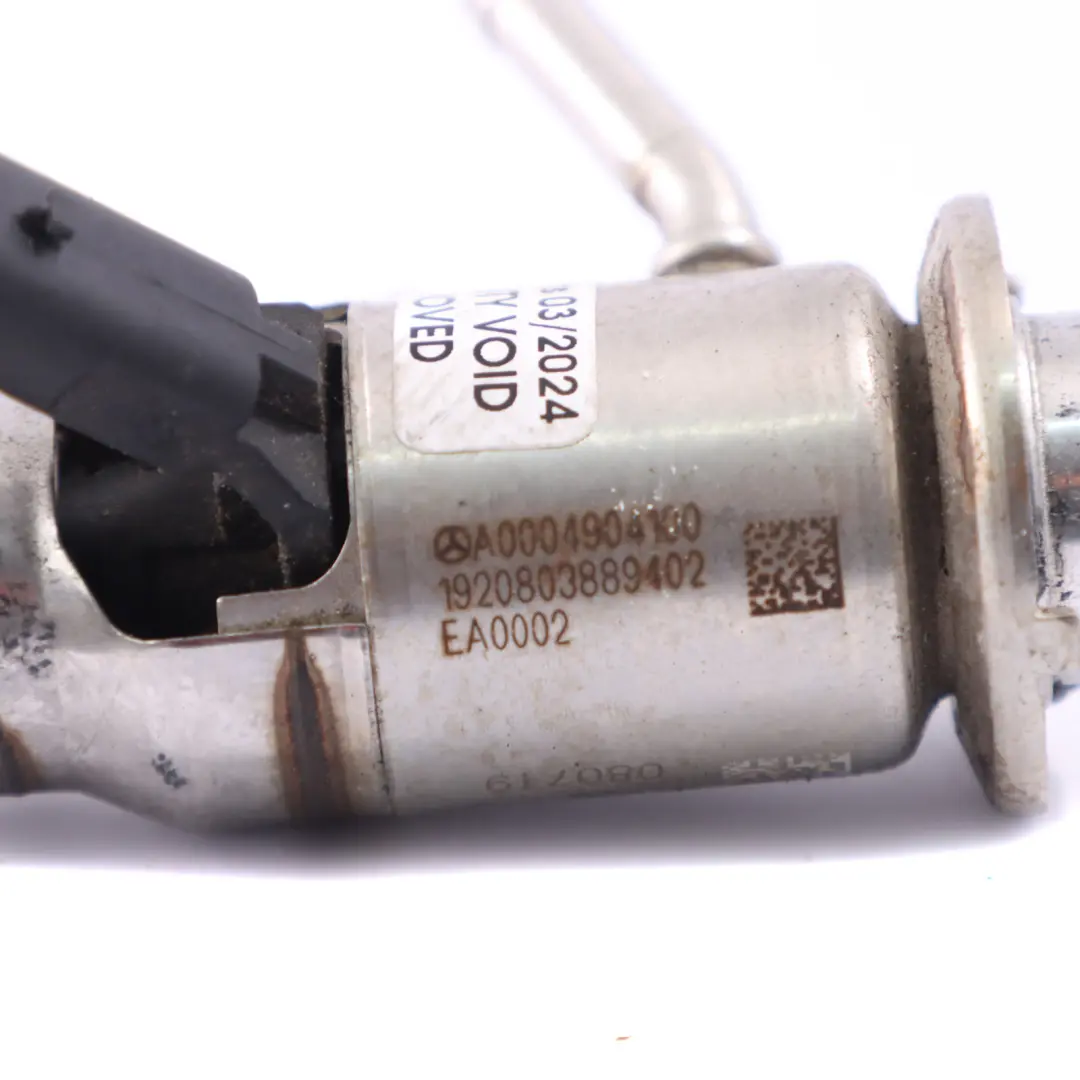 OM654 Echappement AdBlue Additif Injecteur pour Mercedes C238 Diesel à propos du numéro de pièce A0004904100 Mercedes C238 Diesel OM654 Echappement AdBlue Additif Injecteur - SKU A0004904100 - Numéro de pièce A0004904100