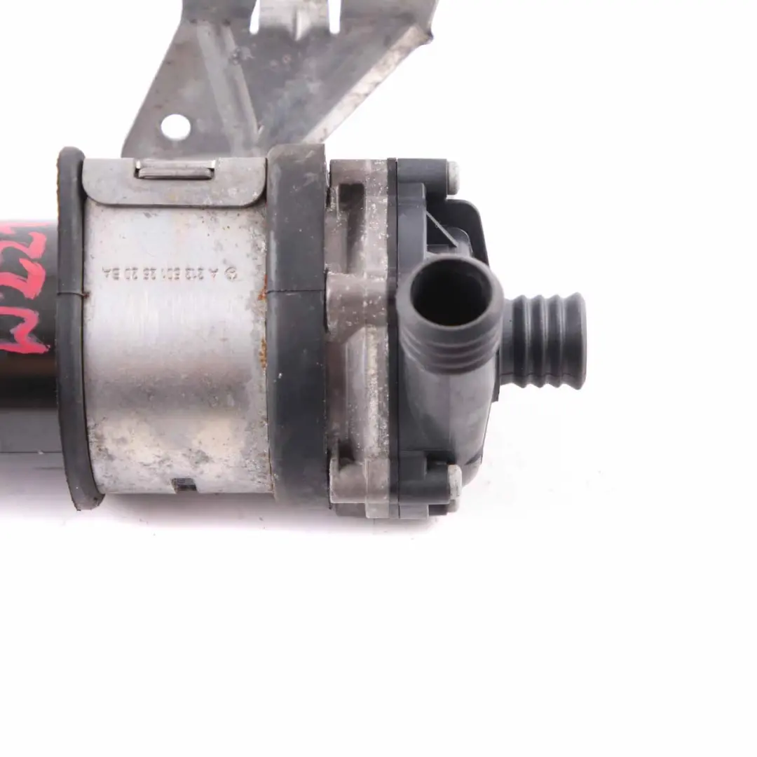 Pompa Acqua Refrigerante Ausiliaria per Mercedes W203 W211 W212 con numero di parte A0005000386 Mercedes W203 W211 W212 Pompa Acqua Refrigerante Ausiliaria - SKU A0005000386 - Numero di parte A0005000386