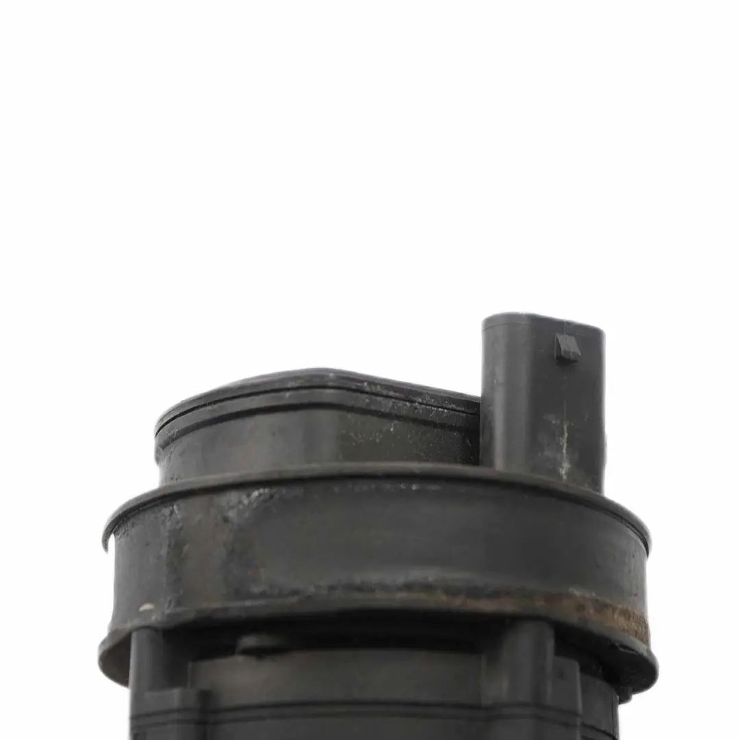 Auxiliary Secondary Coolant Water Pump to Mercedes W176 W246 with Part number A0005000686 Mercedes W176 W246 Auxiliary Secondary Coolant Water Pump - SKU A0005000686 - Part number A0005000686