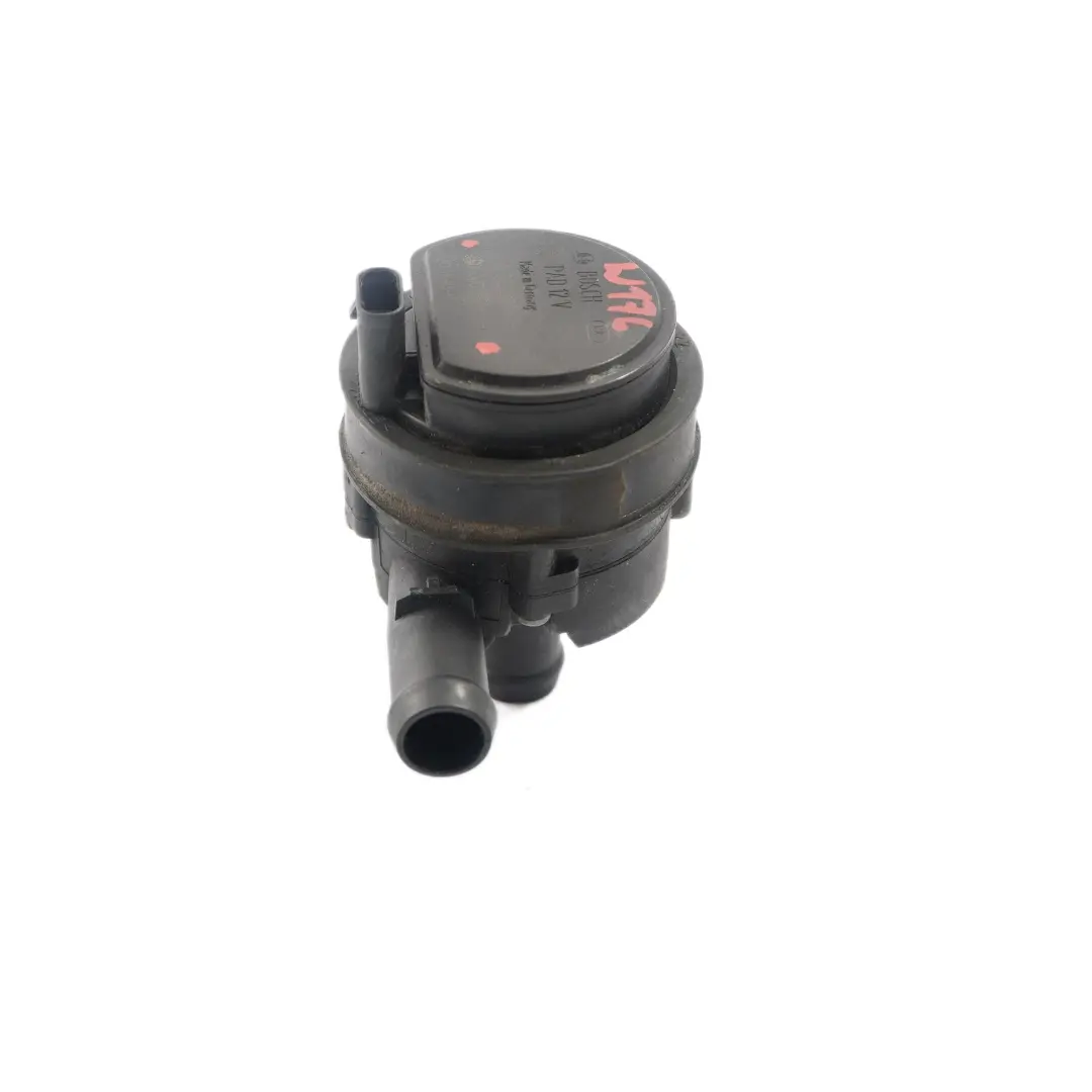 Mercedes W176 W246 Pompe Eau Auxiliaire Refroidissement Secondaire - SKU A0005000686 - Numéro de pièce A0005000686