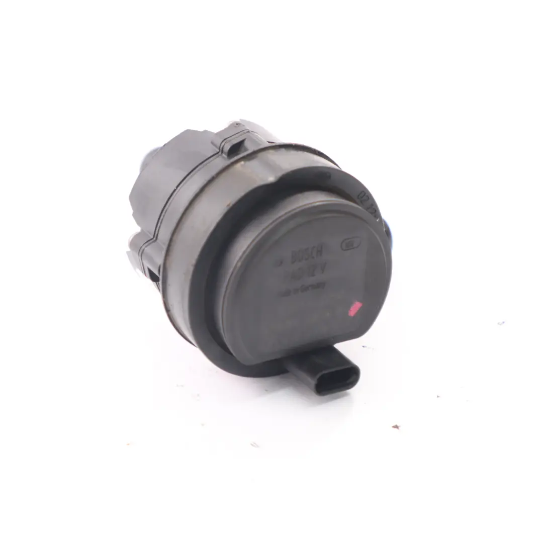 Mercedes W205 W213 C238 OM654 Pompe eau refroidissement auxiliaire - SKU A0005000900 - Numéro de pièce A0005003600