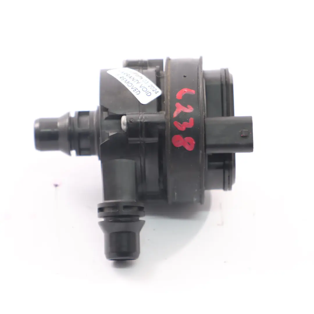 Mercedes W205 W213 C238 W257 OM654 Bomba Auxiliar Agua Refrigerante - SKU A0005000900 - Número de pieza A0005003600