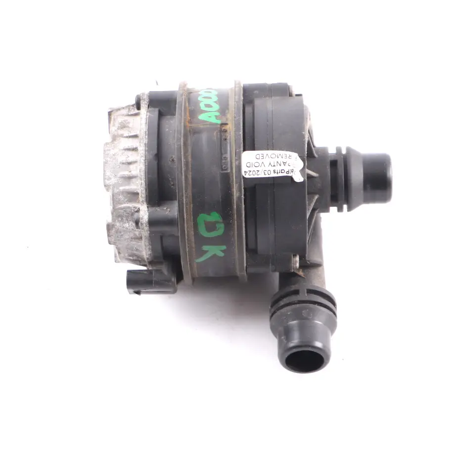  Pompe à eau Mercedes W205 W213 W251 Unité refroidissement auxiliaire - SKU A0005002686-1 - Numéro de pièce A0005002686