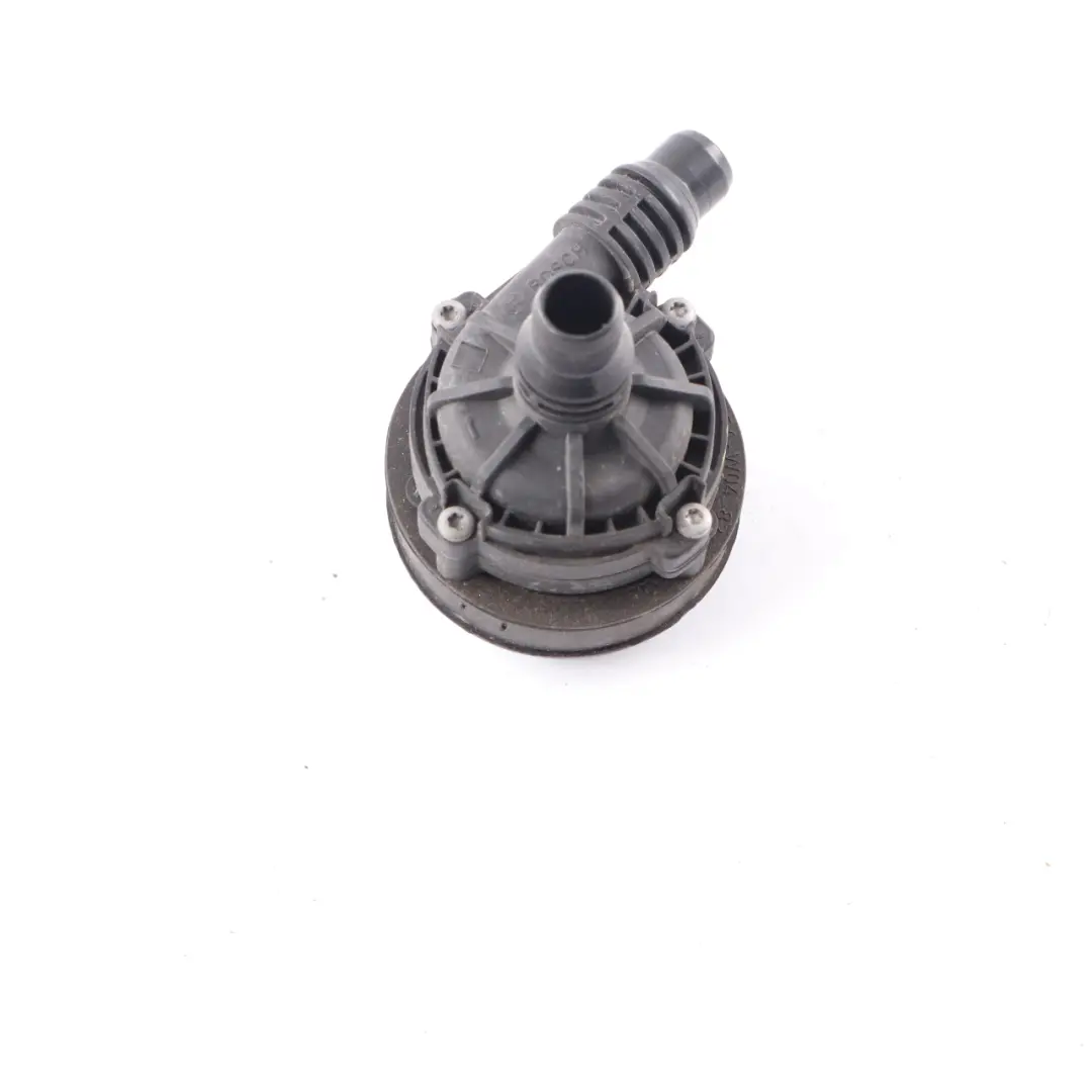 Zusatz Kühlwasser Pumpe für Mercedes C118 W177 W205 W213 W247 mit Teilenummer A0005003500 Mercedes C118 W177 W205 W213 W247 Zusatz Kühlwasser Pumpe - SKU A0005003500 - Teilenummer A0005003500