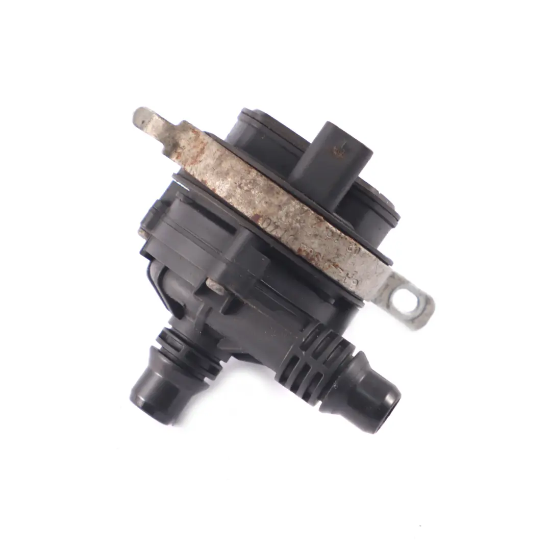 W257 OM654 Bomba Auxiliar Agua Refrigerante para Mercedes W205 W213 C238 con número de pieza A0005003600 Mercedes W205 W213 C238 W257 OM654 Bomba Auxiliar Agua Refrigerante - SKU A0005003600-1 - Número de pieza A0005003600