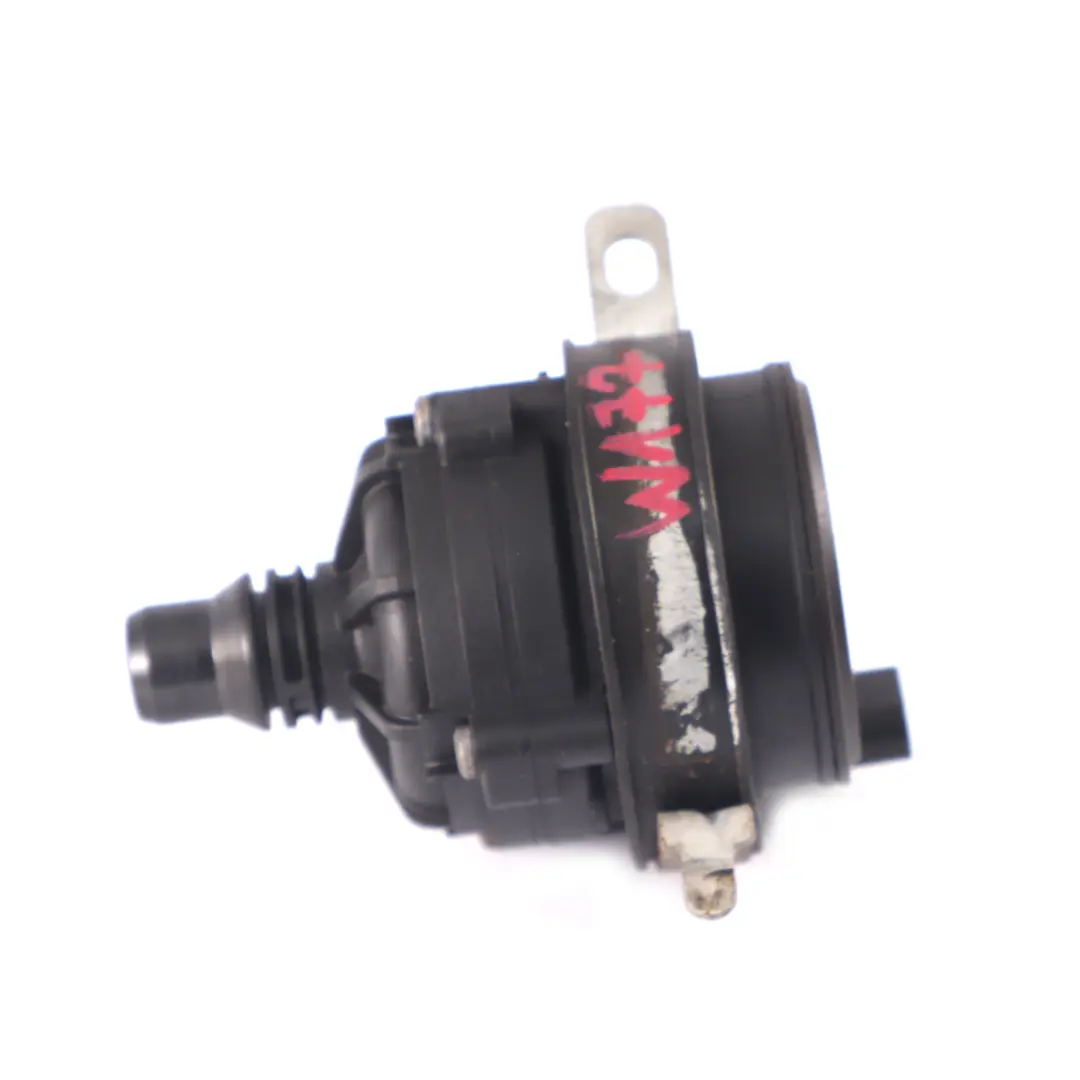 W257 OM654 Bomba Auxiliar Agua Refrigerante para Mercedes W205 W213 C238 con número de pieza A0005003600 Mercedes W205 W213 C238 W257 OM654 Bomba Auxiliar Agua Refrigerante - SKU A0005003600-1 - Número de pieza A0005003600