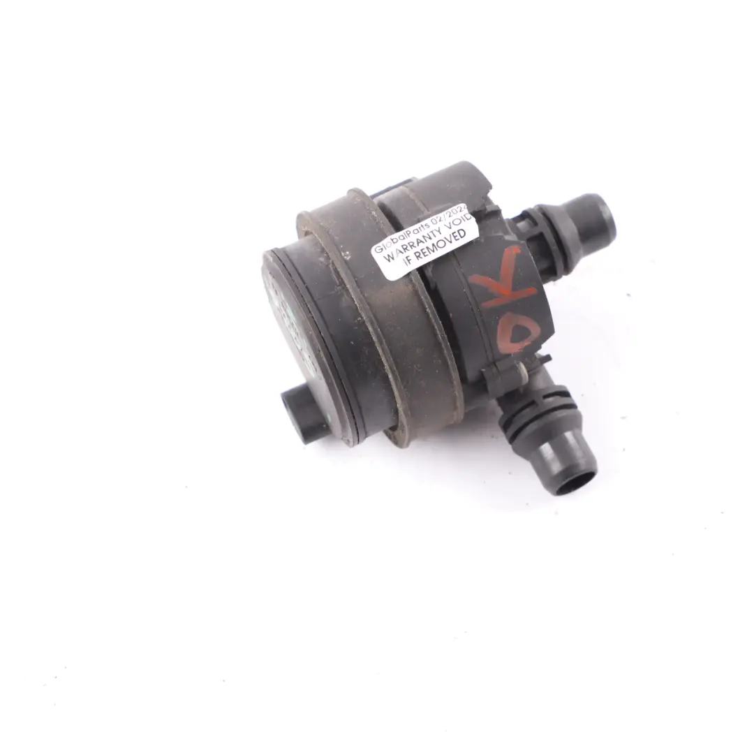 Dodatkowa Pompa Wody do Mercedes W204 W212 W176 W246 o numerze A0005004386 Mercedes W204 W212 W176 W246 Dodatkowa Pompa Wody - SKU A0005004386 - Numer Części A0005004386