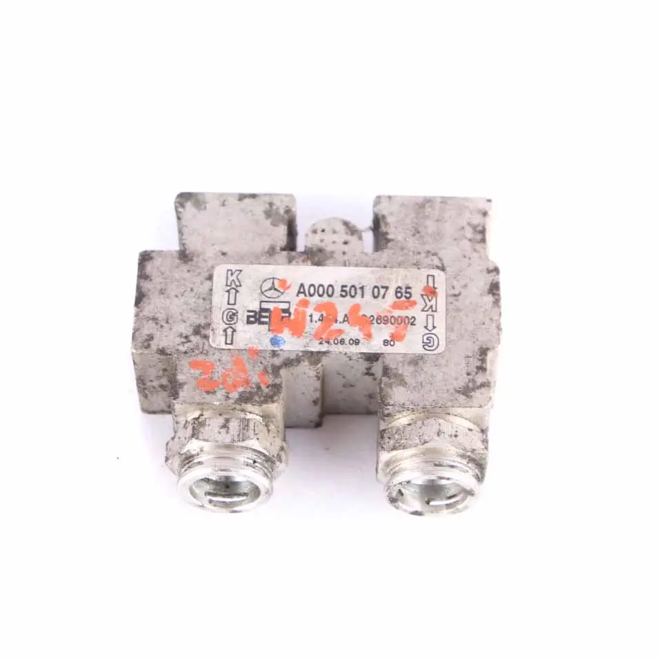BMW W204 W207 W245 Termostato Radiatore Olio Radiatore A0005010765