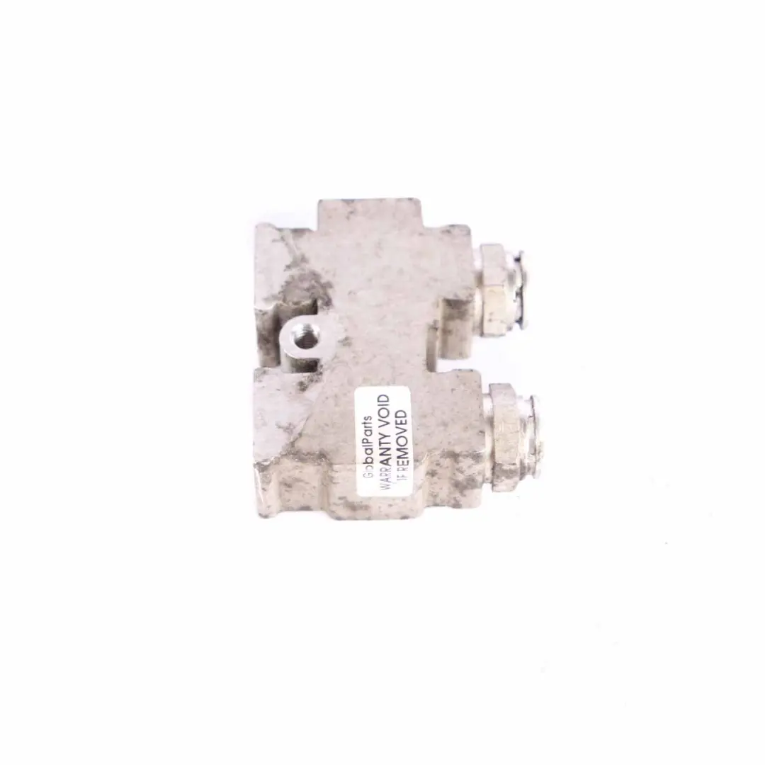 W207 W245 Thermostat Refroidisseur d'huile Radiateur pour Mercedes W204 à propos du numéro de pièce A0005010765 Mercedes W204 W207 W245 Thermostat Refroidisseur d'huile Radiateur - SKU A0005010765 - Numéro de pièce A0005010765