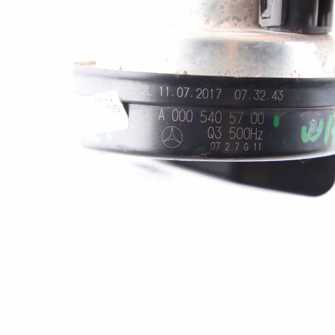  Bocina Señal Mercedes W156 W176 W246 C117 Fanfarria 400Hz Izquierda A0005405500 - SKU A0005405700 - Número de pieza A0005405700