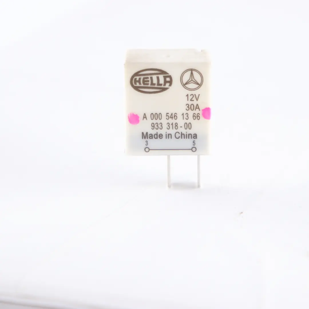 Unit Module 2 Pins White Hella Mercedes W203 W209 Relay - SKU A0005461366 - Part number A0005461366