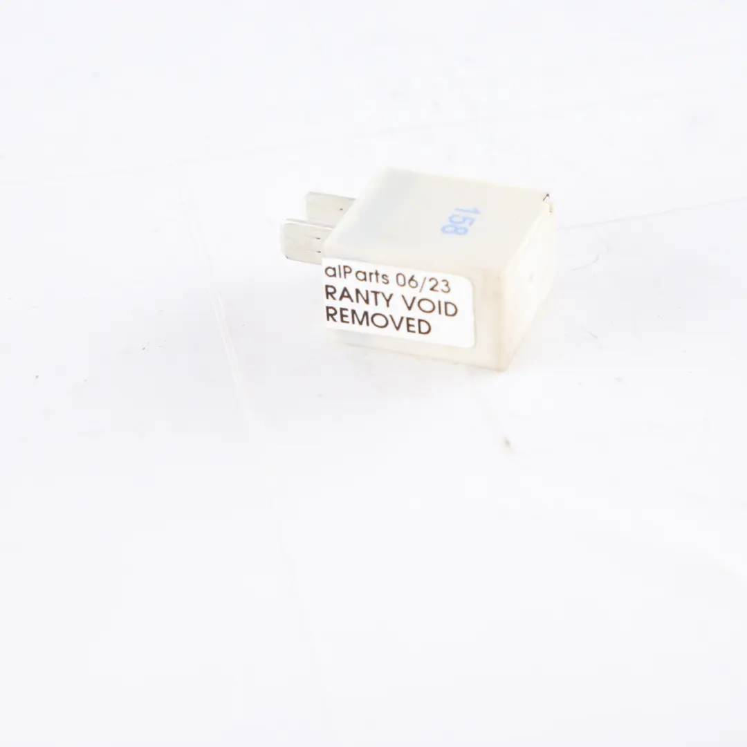 Unit Module 2 Pins White Hella Mercedes W203 W209 Relay - SKU A0005461366 - Part number A0005461366
