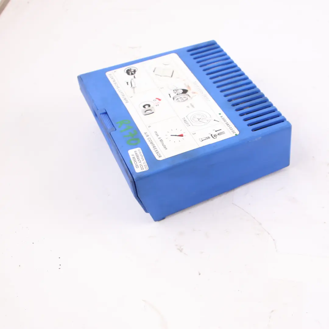 Tyre Air Compressor Mercedes W203 W211 W212 C219 W639 Inflation Pump to with Part number A0005830302 Tyre Air Compressor Mercedes W203 W211 W212 C219 W639 Inflation Pump - SKU A0005830302 - Part number A0005830302