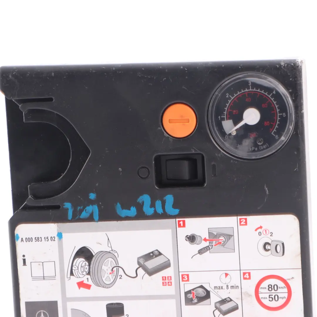 Kompresor Do Opon do Mercedes W203 W211 W212 o numerze A0005831302 Mercedes W203 W211 W212 Kompresor Do Opon - SKU A0005831502 - Numer Części A0005831302