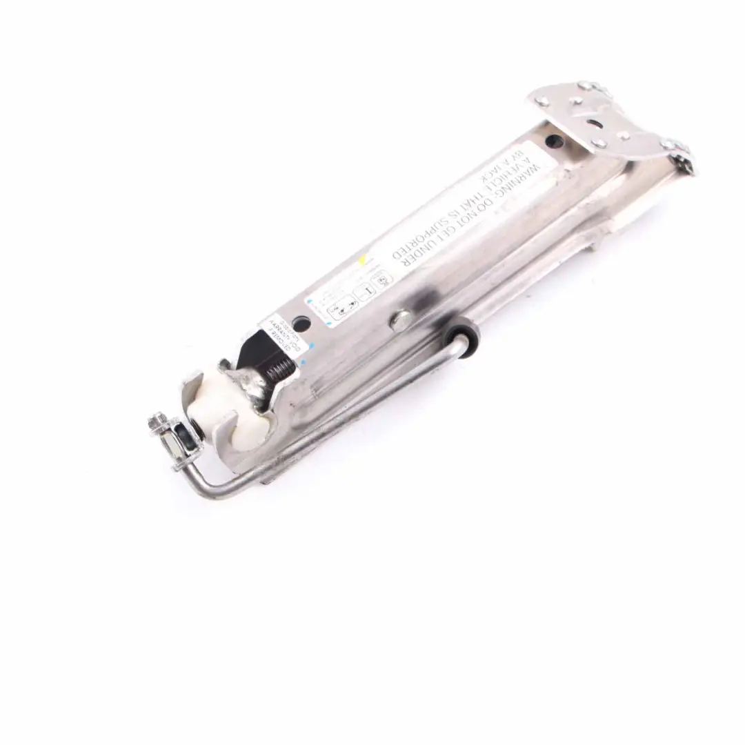 W207 W212 Lifting Jack Car Tool Emergency Wheel to Mercedes W204 with Part number A0005845207 Mercedes W204 W207 W212 Lifting Jack Car Tool Emergency Wheel - SKU A0005845207 - Part number A0005845207