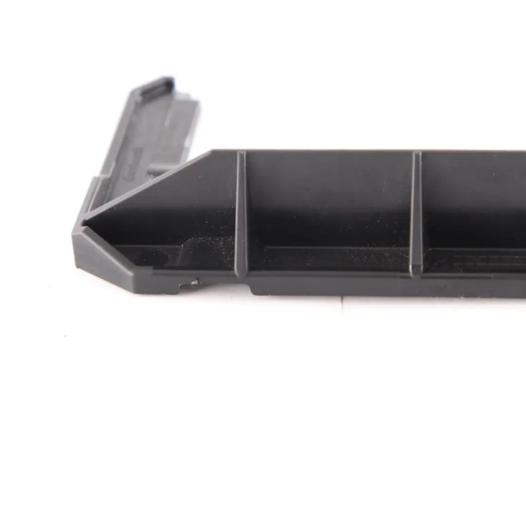 Mercedes W212 CLS W218 Support poignée coffre Pince fixation hayon - SKU A0007410032 - Numéro de pièce A0007410032