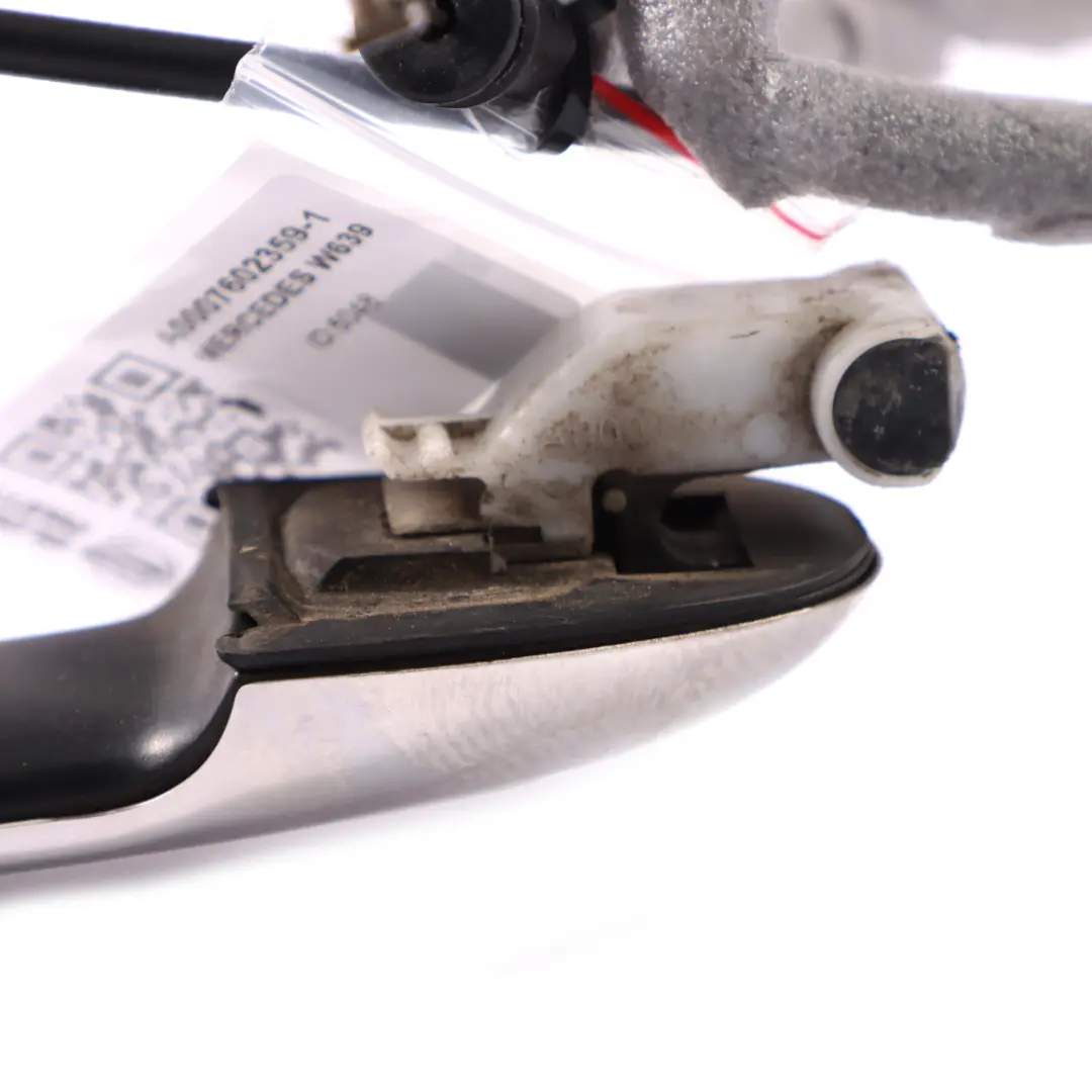 W414 W639 Puerta Corredera Trasera Izquierda Derecha Tirador Exterior para Mercedes con número de pieza A6397601704 Mercedes W414 W639 Puerta Corredera Trasera Izquierda Derecha Tirador Exterior - SKU A0007602359-1 - Número de pieza A6397601704
