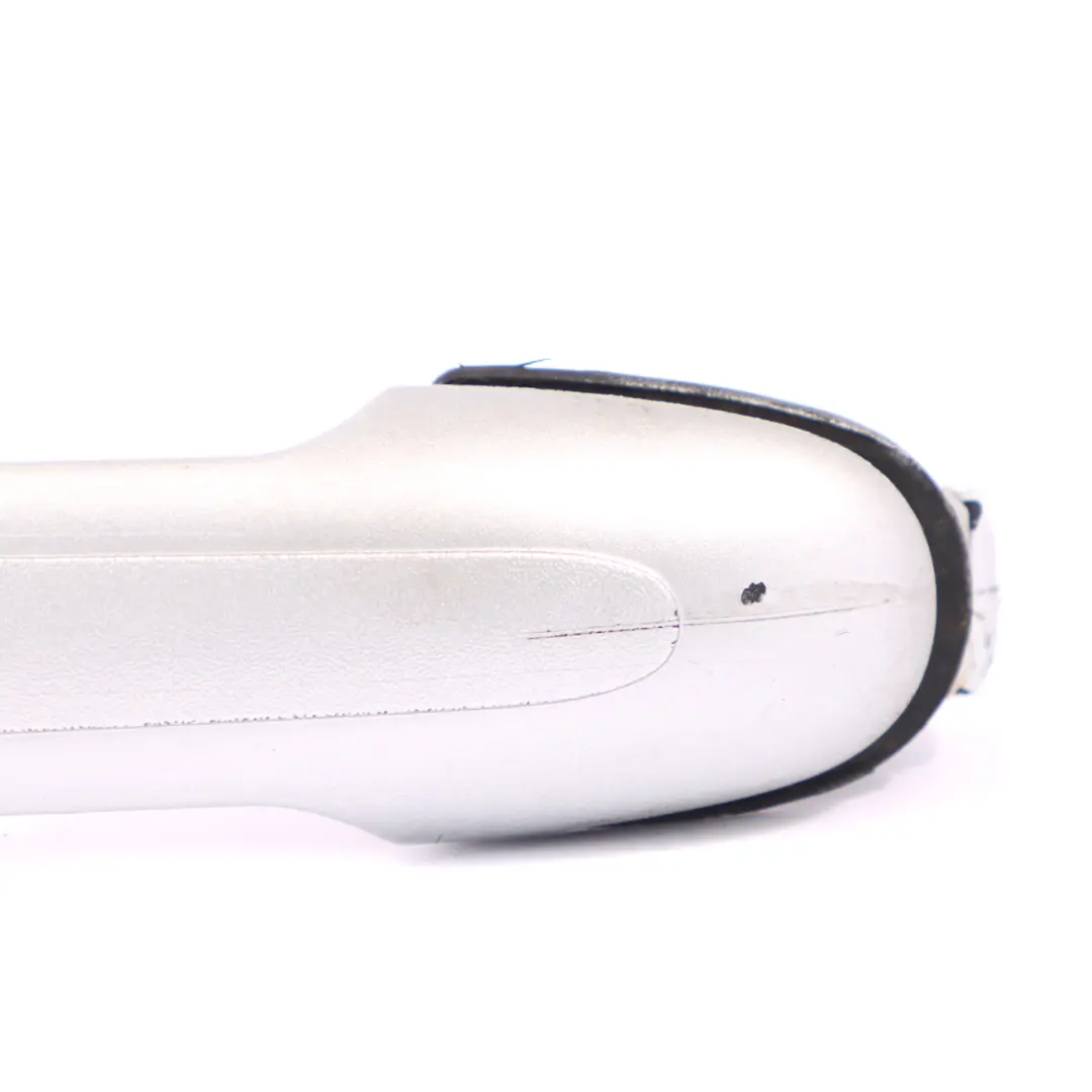 Mercedes W639 manija de la puerta derecha agarradera Cubierta - SKU A0007604359 - Número de pieza A0007604359