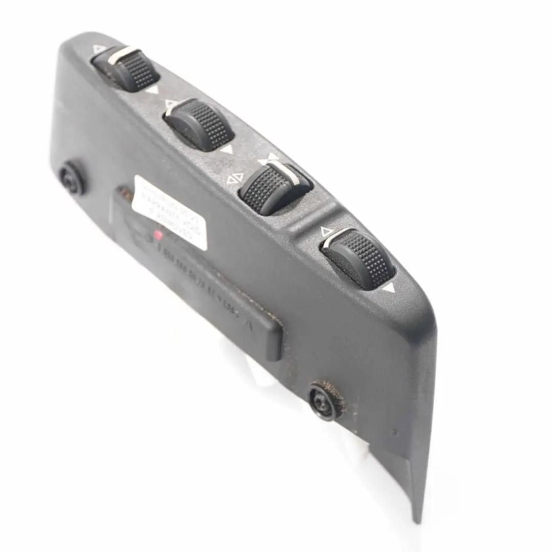 Mercedes W204 Sitz verstellung Schalter Bedienfeld vorne rechts - SKU A0008008078 - Teilenummer A0008008078