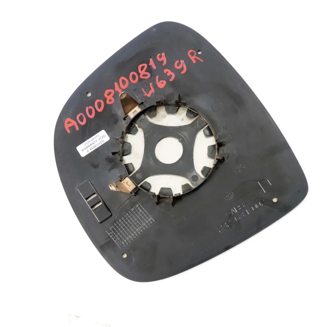 Mercedes-Benz Vito W639 Retroviseur exterieur droit pour à propos du numéro de pièce A0008100819 Mercedes-Benz Vito W639 Retroviseur exterieur droit - SKU A0008100819 - Numéro de pièce A0008100819