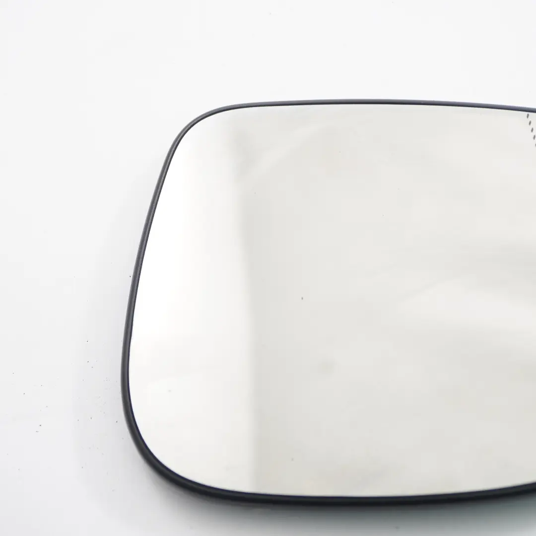 Außenspiegel Glas beheizt Tür links für Mercedes Vito W639 mit Teilenummer A0008100919 Mercedes Vito W639 Außenspiegel Glas beheizt Tür links - SKU A0008100919 - Teilenummer A0008100919