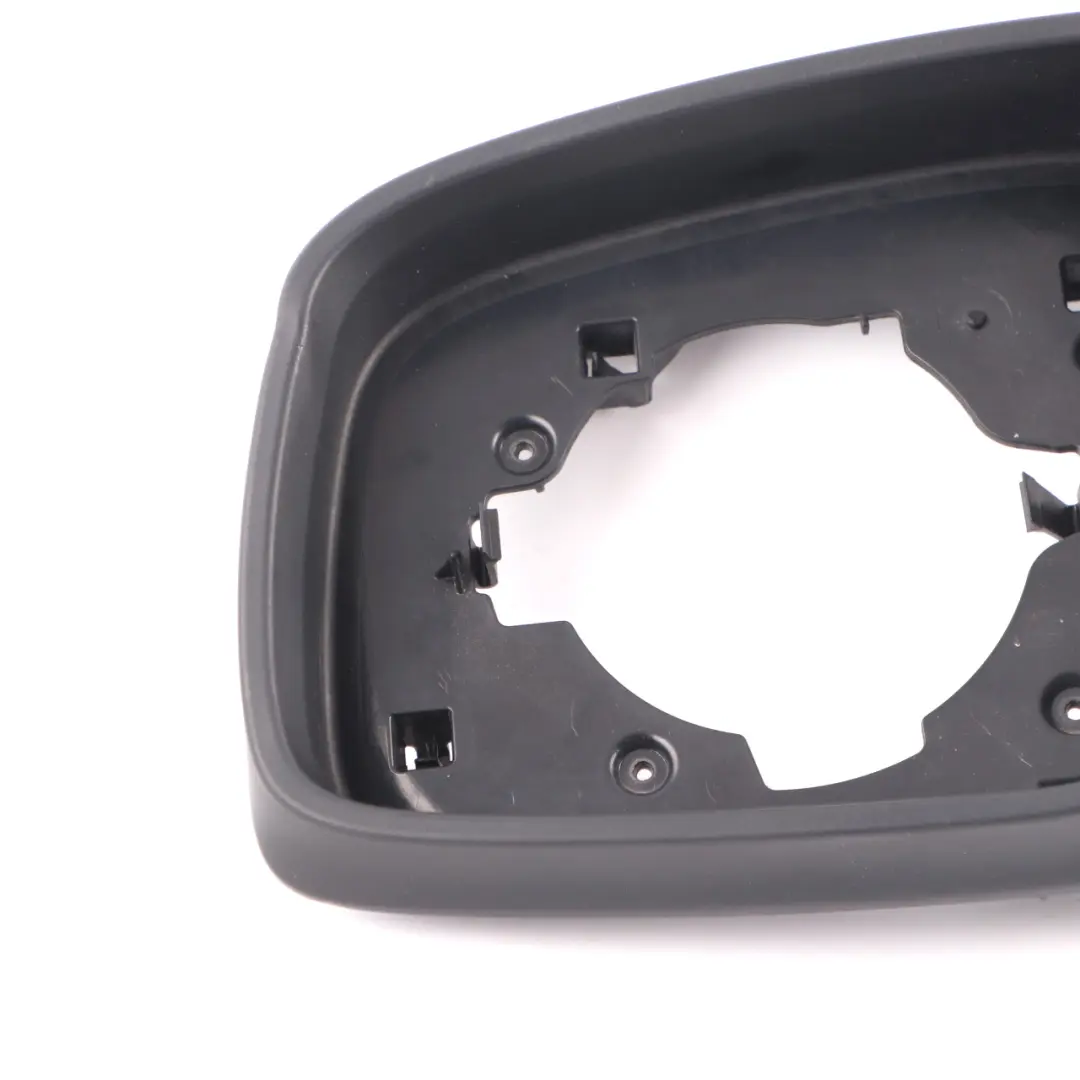 Mercedes Vito W639 Couvercle base gauche cadre rétroviseur latéral - SKU A0008102776 - Numéro de pièce A0008102776