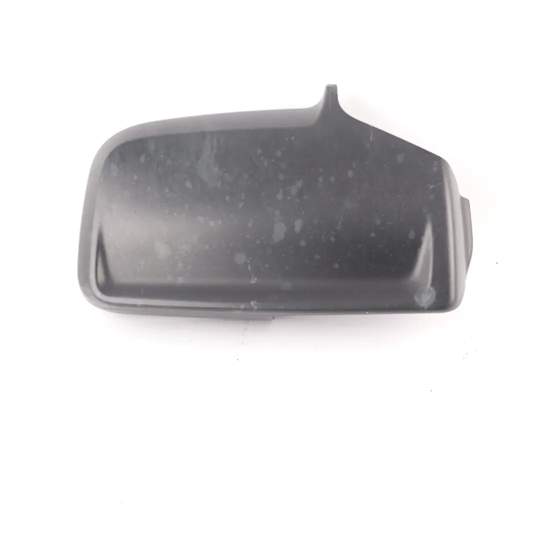 Coperchio specchietto retrovisore sinistro primerizato per Mercedes W906 con numero di parte A0008111022 Mercedes W906 Coperchio specchietto retrovisore sinistro primerizato - SKU A0008111022 - Numero di parte A0008111022