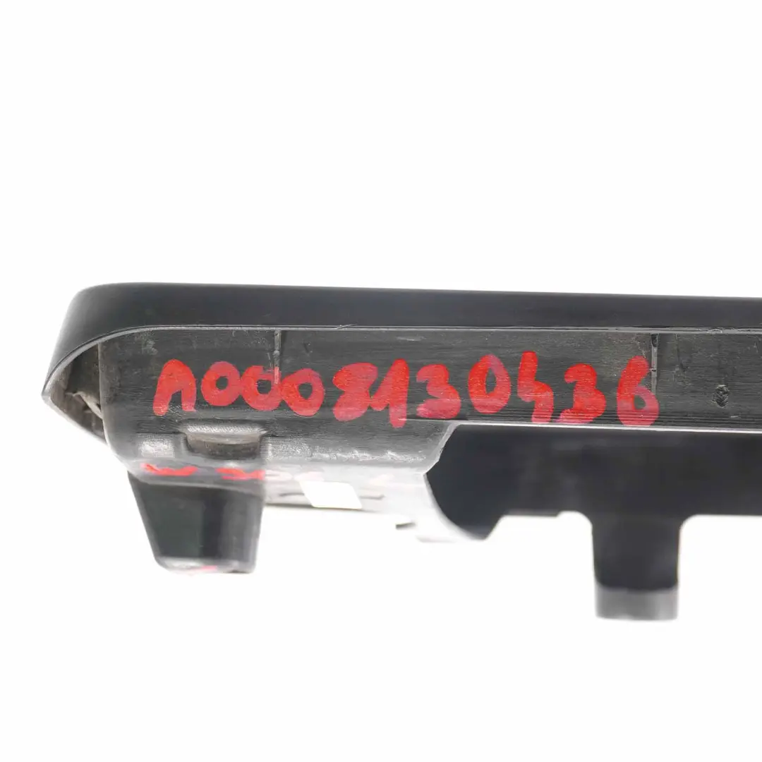 Mercedes W906 Ramka Lusterka Lewa - SKU A0008130436 - Numer Części A0008130436