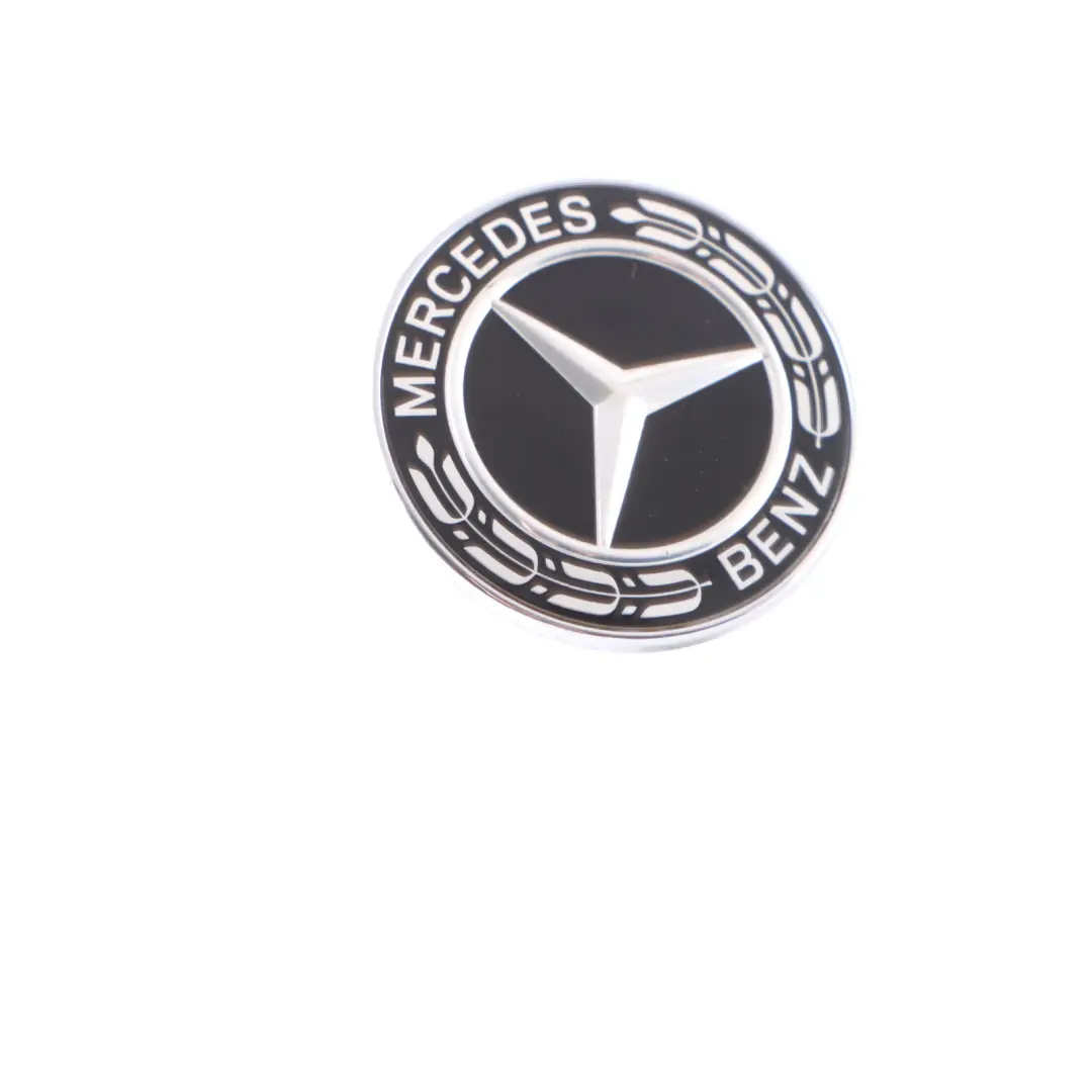 Emblema del cappuccio Mercedes W213 C238 Logo anteriore Badge per con numero di parte A0008171701 Emblema del cappuccio Mercedes W213 C238 Logo anteriore Badge - SKU A0008171701 - Numero di parte A0008171701
