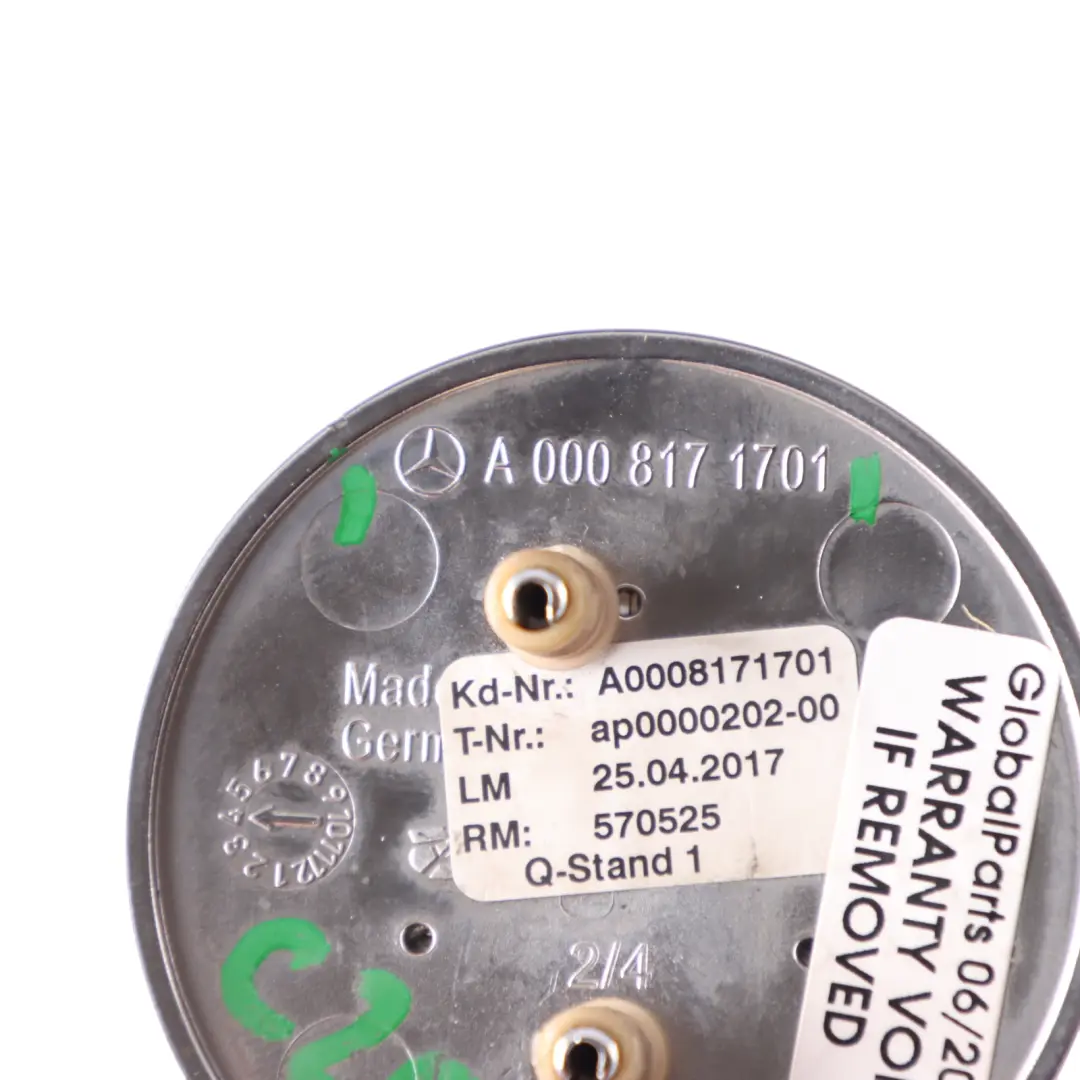 Emblemat na Maskę Logo do Mercedes W213 C238 o numerze A0008171701 Mercedes W213 C238 Emblemat na Maskę Logo - SKU A0008171701 - Numer Części A0008171701