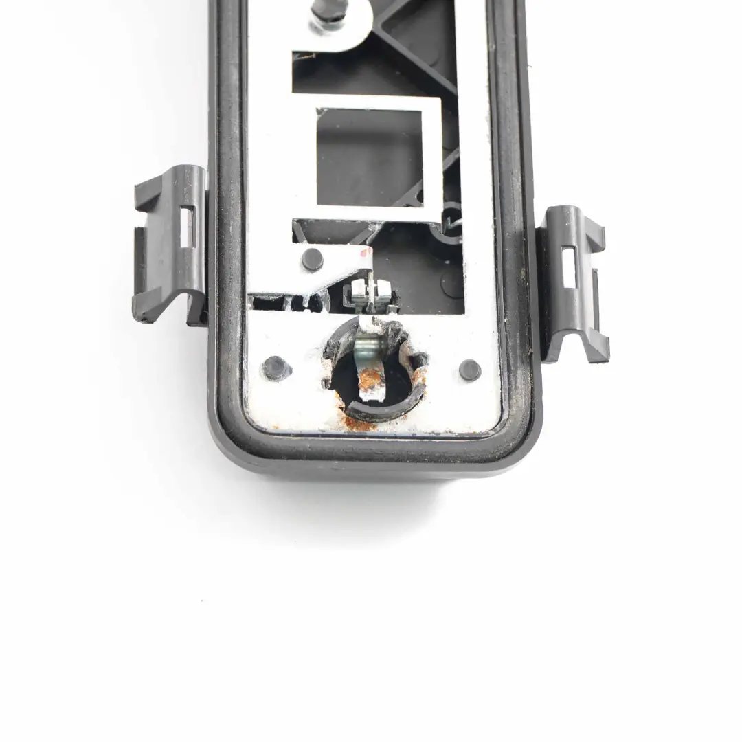 Links Rückleuchten Lampenträger Einzelteil A000820107 für Mercedes Vito W639 mit Teilenummer A0008201077 Mercedes Vito W639 Links Rückleuchten Lampenträger Einzelteil A000820107 - SKU A0008201077 - Teilenummer A0008201077