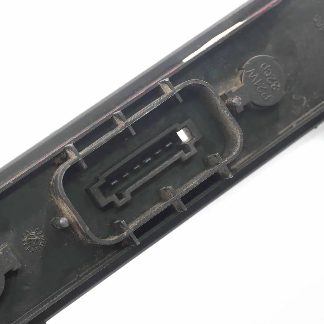 Right Lamp O/S Bulb Socket Holder to Mercedes Vito W639 Rear with Part number A0008201177 Mercedes Vito W639 Rear Right Lamp O/S Bulb Socket Holder - SKU A0008201177-1 - Part number A0008201177