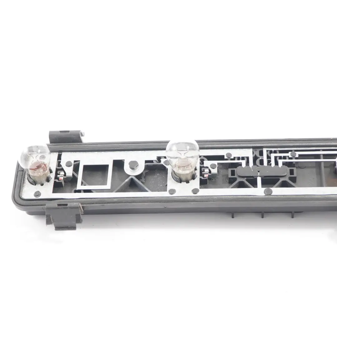 Luz Trasera Derecha Portalamparas para Mercedes Vito W639 con número de pieza A0008201177 Mercedes Vito W639 Luz Trasera Derecha Portalamparas - SKU A0008201177-1 - Número de pieza A0008201177