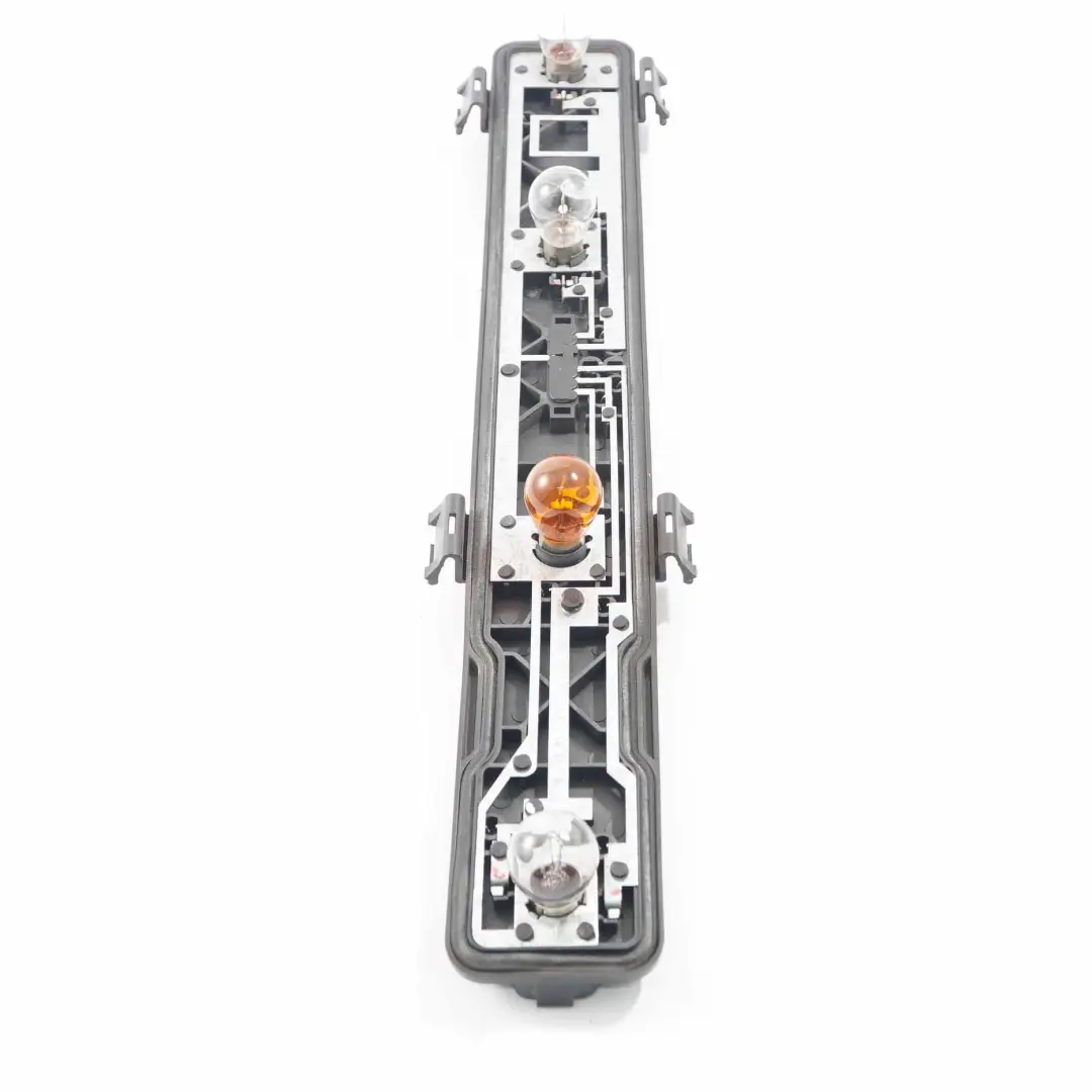 Mercedes Vito W639 Support douille d'ampoule lampe arriere droite - SKU A0008201177-1 - Numéro de pièce A0008201177