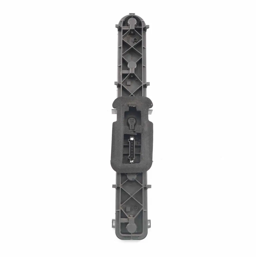 Lampen Träger Lampen Fassung Hinten Links Rechs Mercedes W906 - SKU A0008201377 - Teilenummer A0008201377