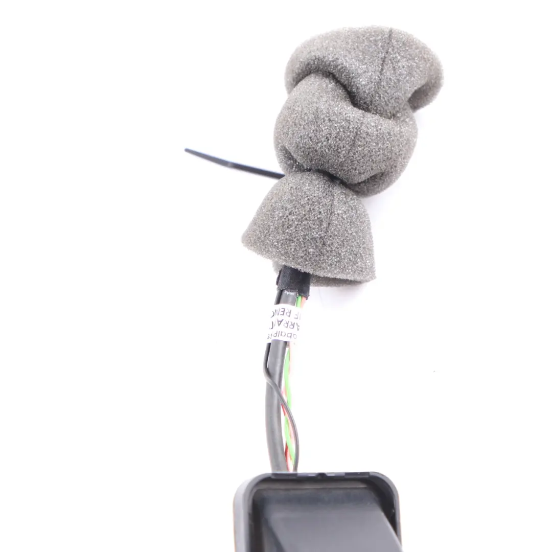 W218 Reversing Camera Rear View Cam Trunk Lid Tailgate to Mercedes CLS with Part number A0008203103 Mercedes CLS W218 Reversing Camera Rear View Cam Trunk Lid Tailgate - SKU A0008203103 - Part number A0008203103