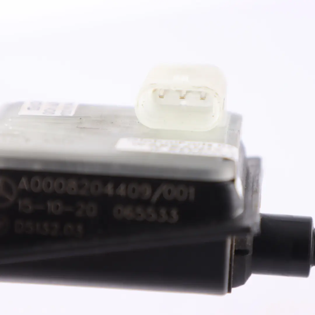 Flap Central Locking Actuator Motor to Mercedes V177 Fuel with Part number A0008204409 Mercedes V177 Fuel Flap Central Locking Actuator Motor - SKU A0008204409 - Part number A0008204409