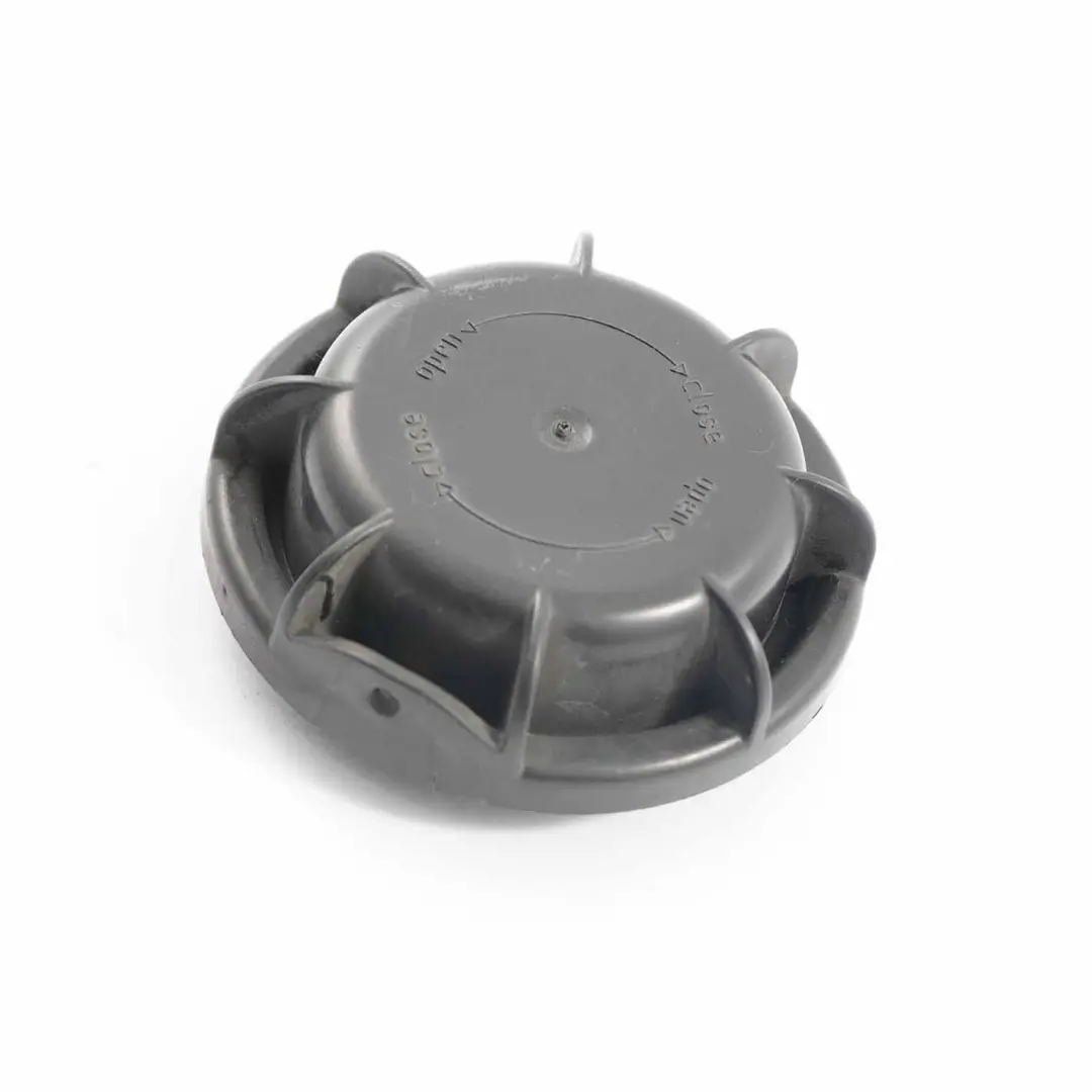 Mercedes Vito W639 Couvre-Bouchon de Remplissage Phares - SKU A0008211933 - Numéro de pièce A0008211933