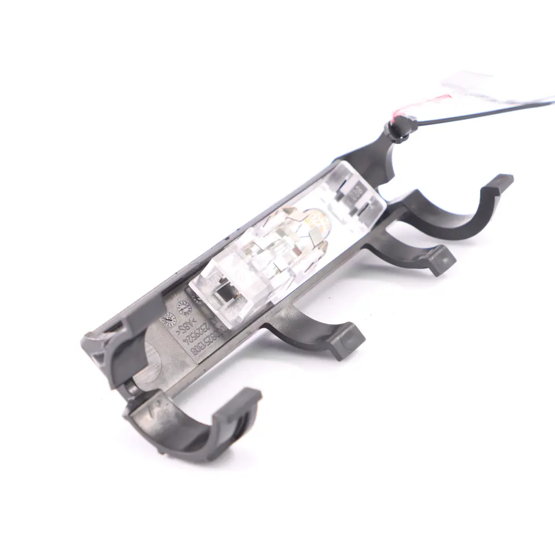  Footwell Lámpara Mercedes W246 W176 C117 Luz Interior Trasera Derecha Izquierda - SKU A0008251308 - Número de pieza A0008251308