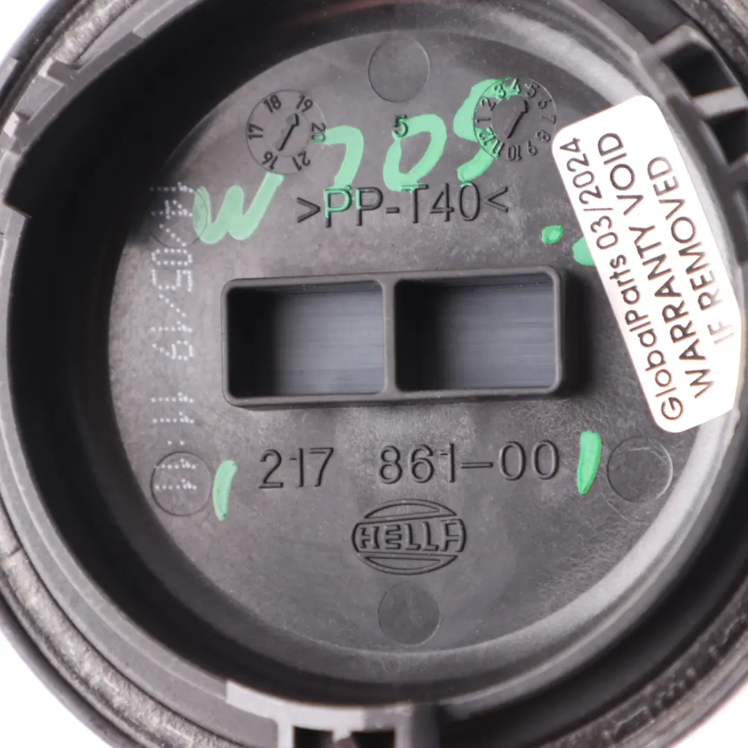 Mercedes W205 Tapa Polvo Lámpara Delantero Izquierdo Derecho 21786100 - SKU A0008262800 - Número de pieza A0008262800