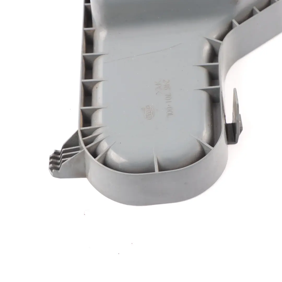 Coprifaro anteriore sinistro Grigio 246 701 00 per Mercedes Vito Viano W639 con numero di parte A0008265524 Mercedes Vito Viano W639 Coprifaro anteriore sinistro Grigio 246 701 00 - SKU A0008265524-1 - Numero di parte A0008265524