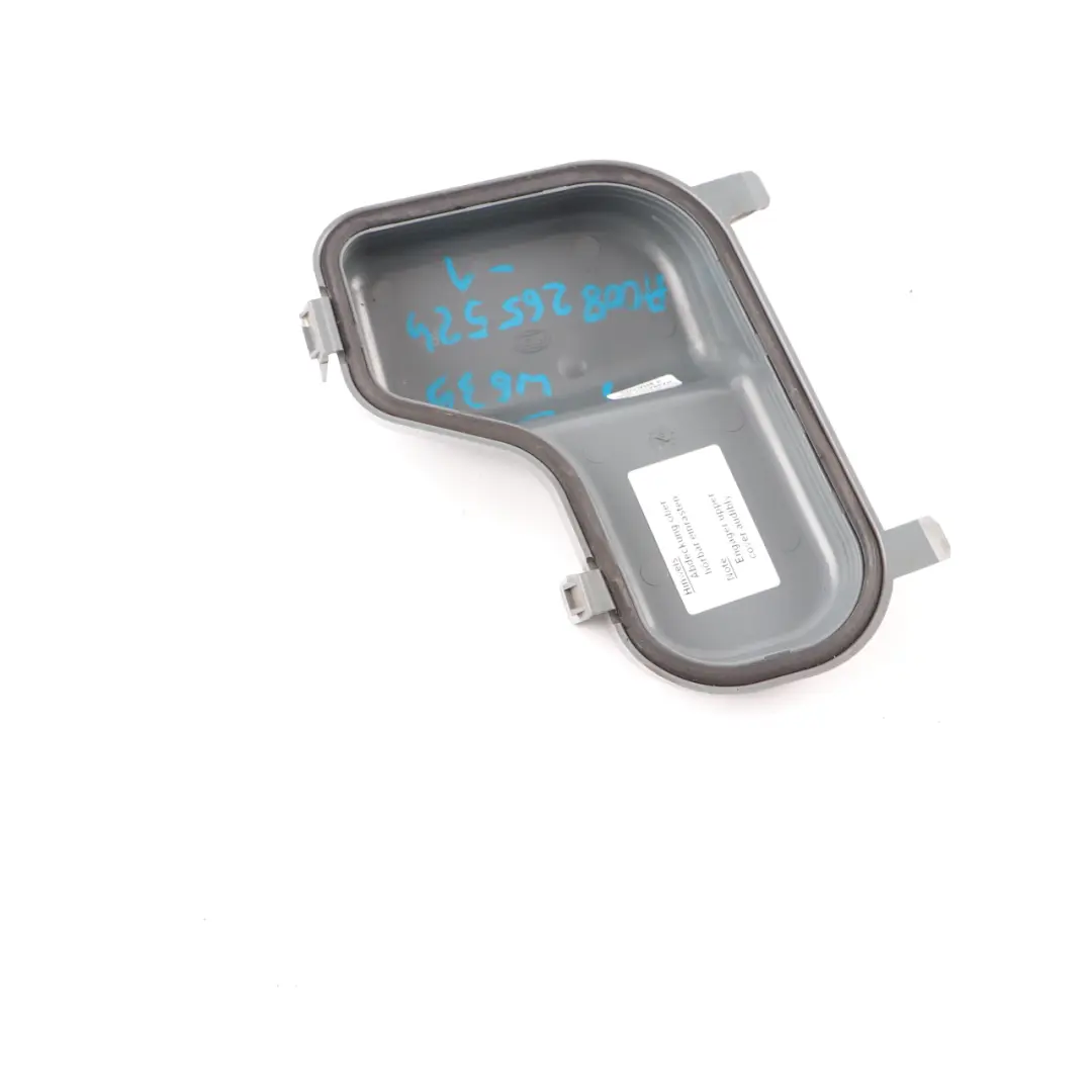 Coprifaro anteriore sinistro Grigio 246 701 00 per Mercedes Vito Viano W639 con numero di parte A0008265524 Mercedes Vito Viano W639 Coprifaro anteriore sinistro Grigio 246 701 00 - SKU A0008265524-1 - Numero di parte A0008265524