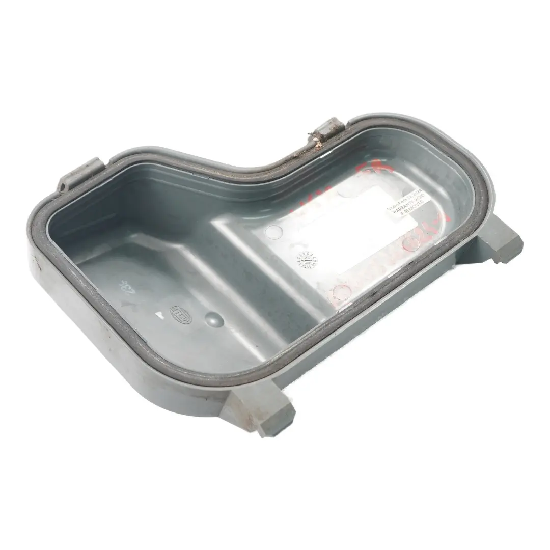 Dekiel Osłona Lampy Prawy Przód 246 702-00R do Mercedes Vito W639 o numerze A0008265624 Mercedes Vito W639 Dekiel Osłona Lampy Prawy Przód 246 702-00R - SKU A0008265624-1 - Numer Części A0008265624