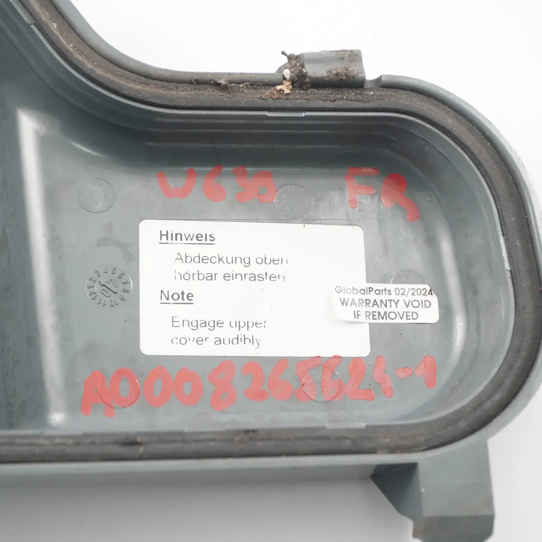 Scheinwerfer abdeckung Kappe vorne rechts Grau 246 702-00R für Mercedes Vito W639 mit Teilenummer A0008265624 Mercedes Vito W639 Scheinwerfer abdeckung Kappe vorne rechts Grau 246 702-00R - SKU A0008265624-1 - Teilenummer A0008265624