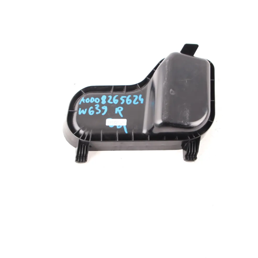 Mercedes-Benz Vito Viano W639 Delantero Derecho Tapa del Faro para con número de pieza A0008265624 Mercedes-Benz Vito Viano W639 Delantero Derecho Tapa del Faro - SKU A0008265624 - Número de pieza A0008265624