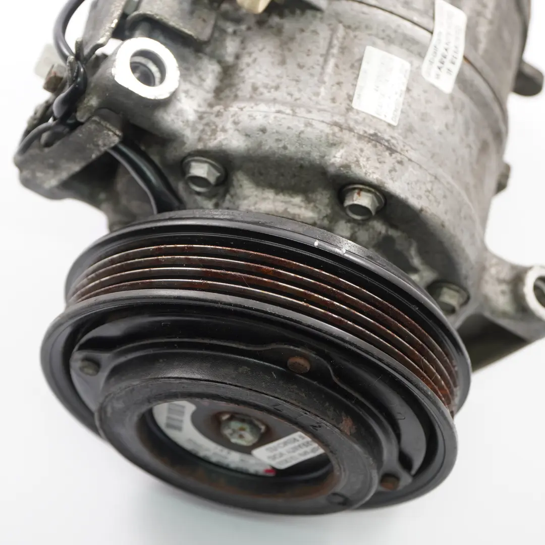 condizionata Mercedes W176 W246 OM651 Pompa A/C per Compressore aria con numero di parte A0008303502 Compressore aria condizionata Mercedes W176 W246 OM651 Pompa A/C - SKU A0008303502 - Numero di parte A0008303502