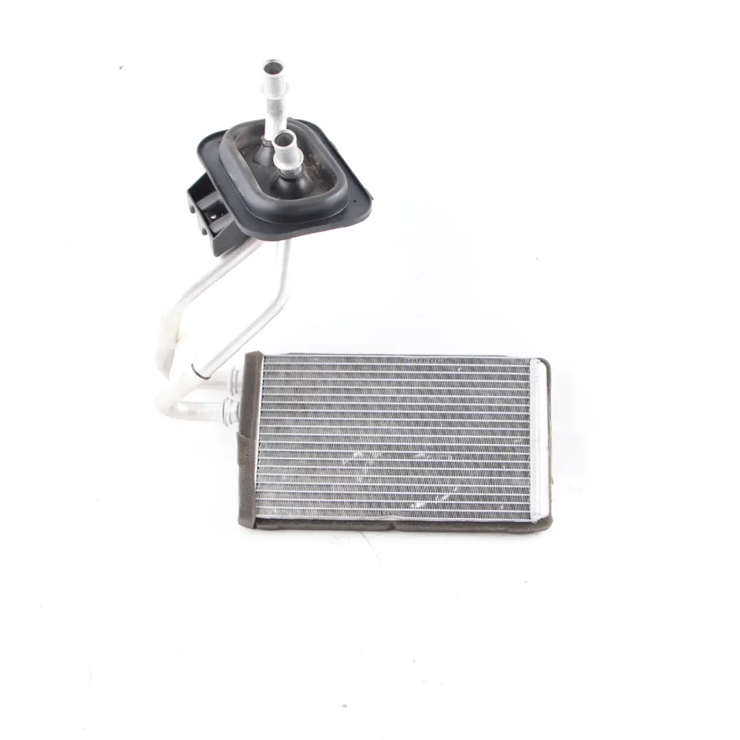 Nagrzewnica do Mercedes Vito W447 o numerze A0008304401 Mercedes Vito W447 Nagrzewnica - SKU A0008304401 - Numer Części A0008304401