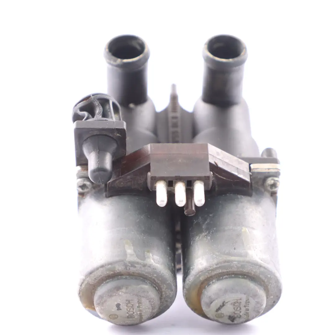 E280 Chauffage Automatique Double Valve Bosch Mercedes W124 - SKU A0008306584 - Numéro de pièce A0008306584