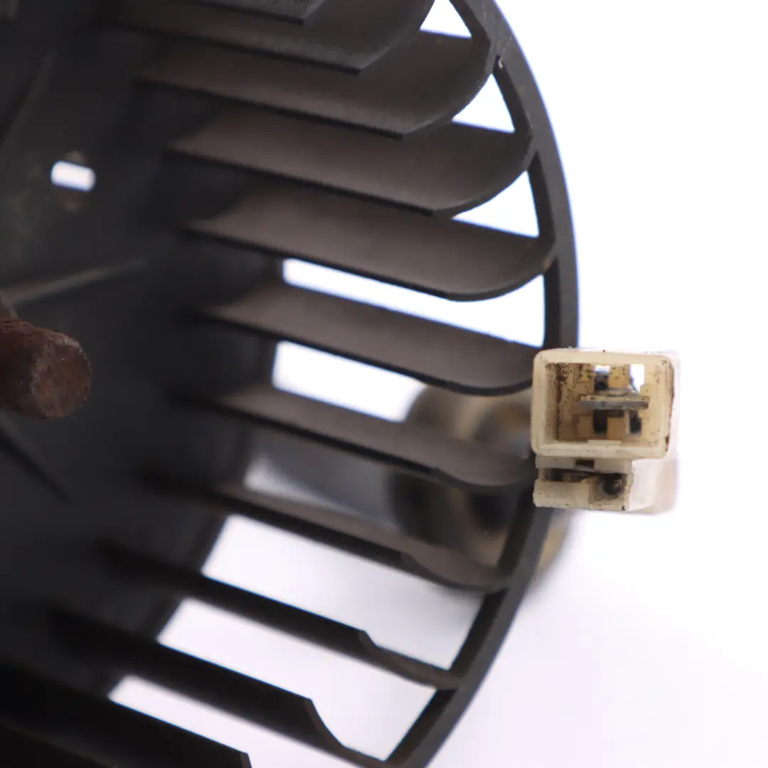 Blower Mercedes W124 Heater Blower Motor Fan Unit Spal to with Part number A0008307908 Blower Mercedes W124 Heater Blower Motor Fan Unit Spal - SKU A0008307908 - Part number A0008307908